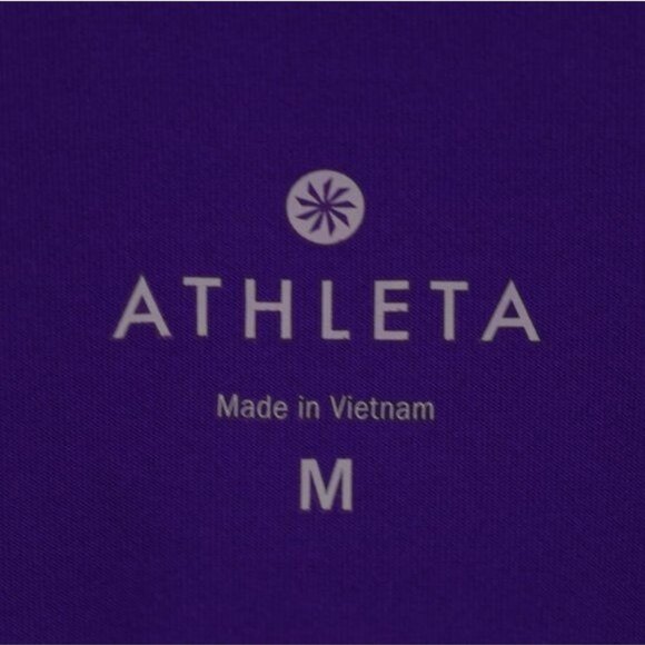 Athleta Intrepid Women's Medium Purple 1/4 Zip Sun Shield Cap Sleeve Rashguard - Picture 7 of 9